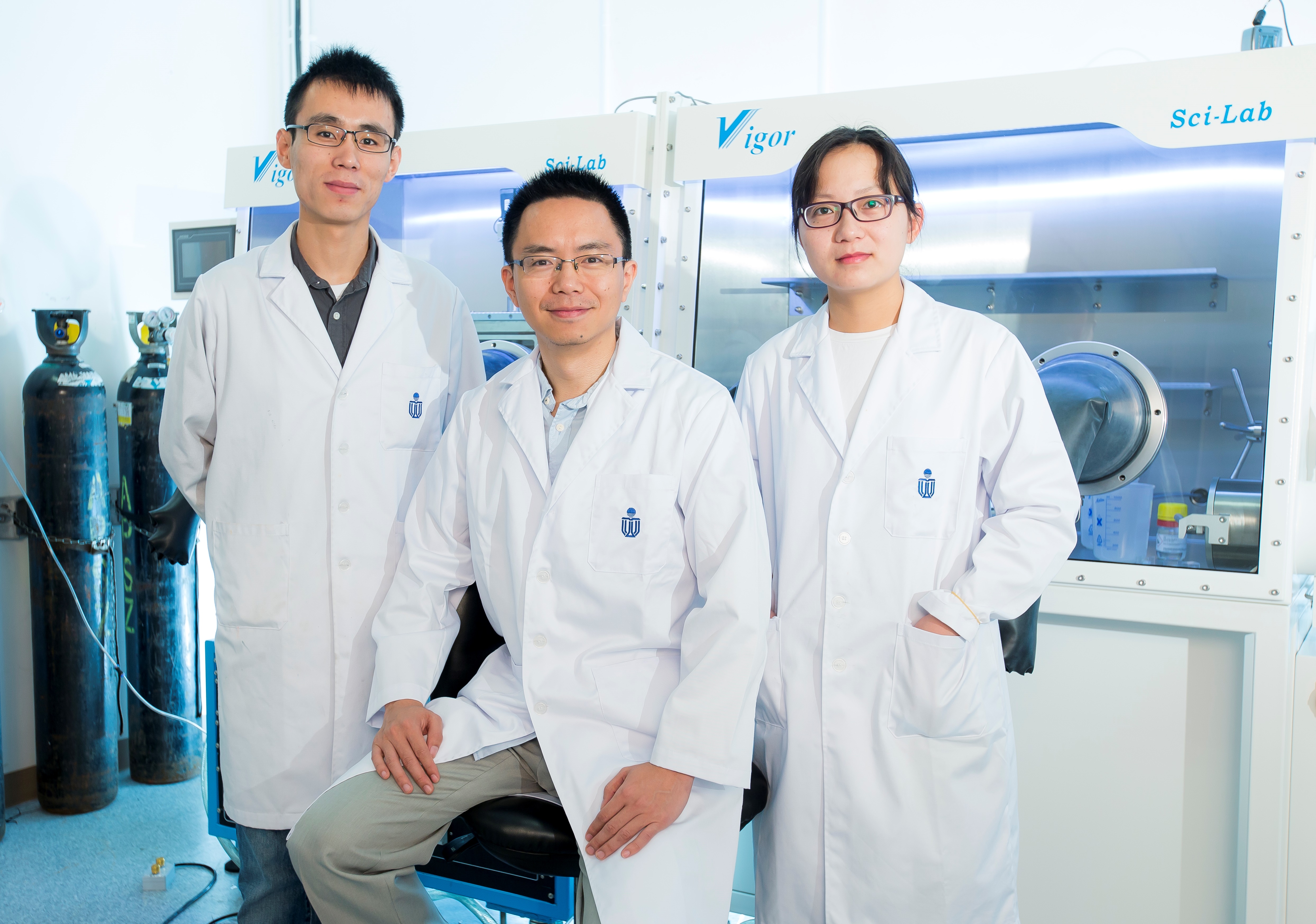 Prof. Henry He YAN (middle)’s research team